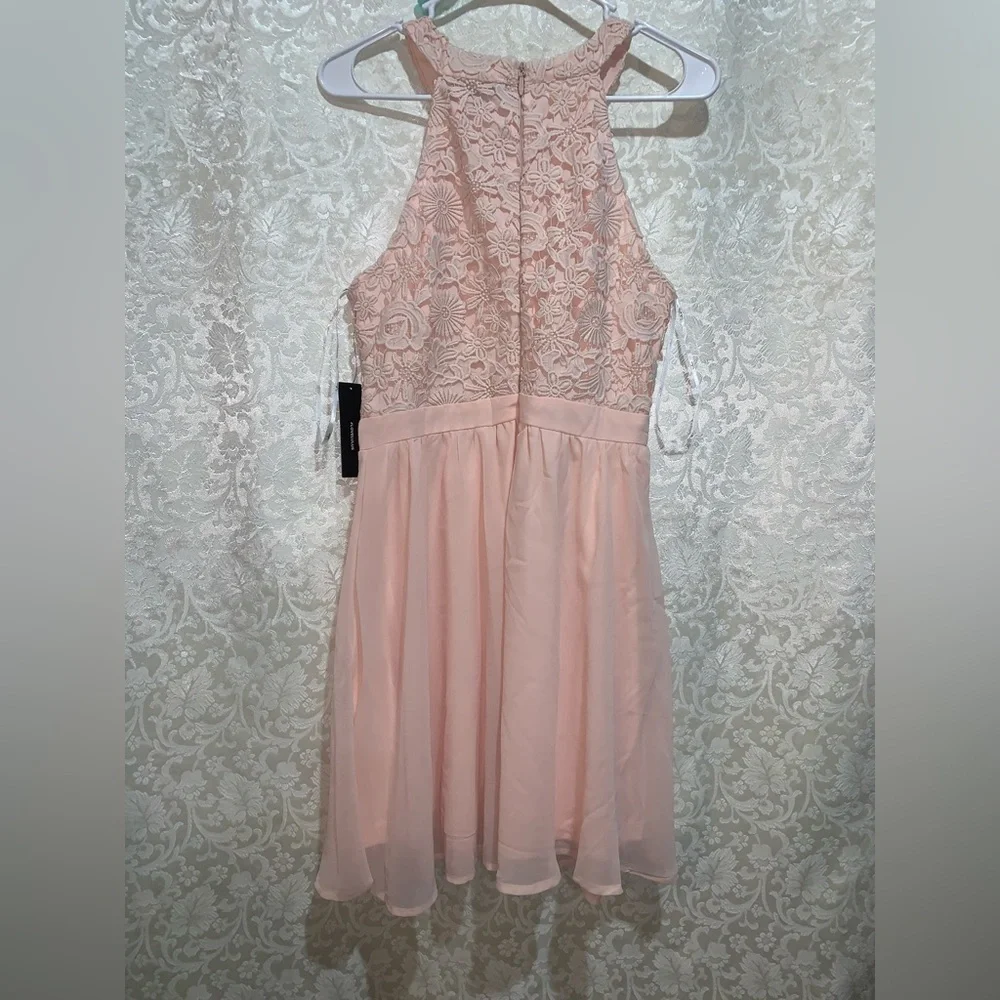 Dress - Picture 1 of 4